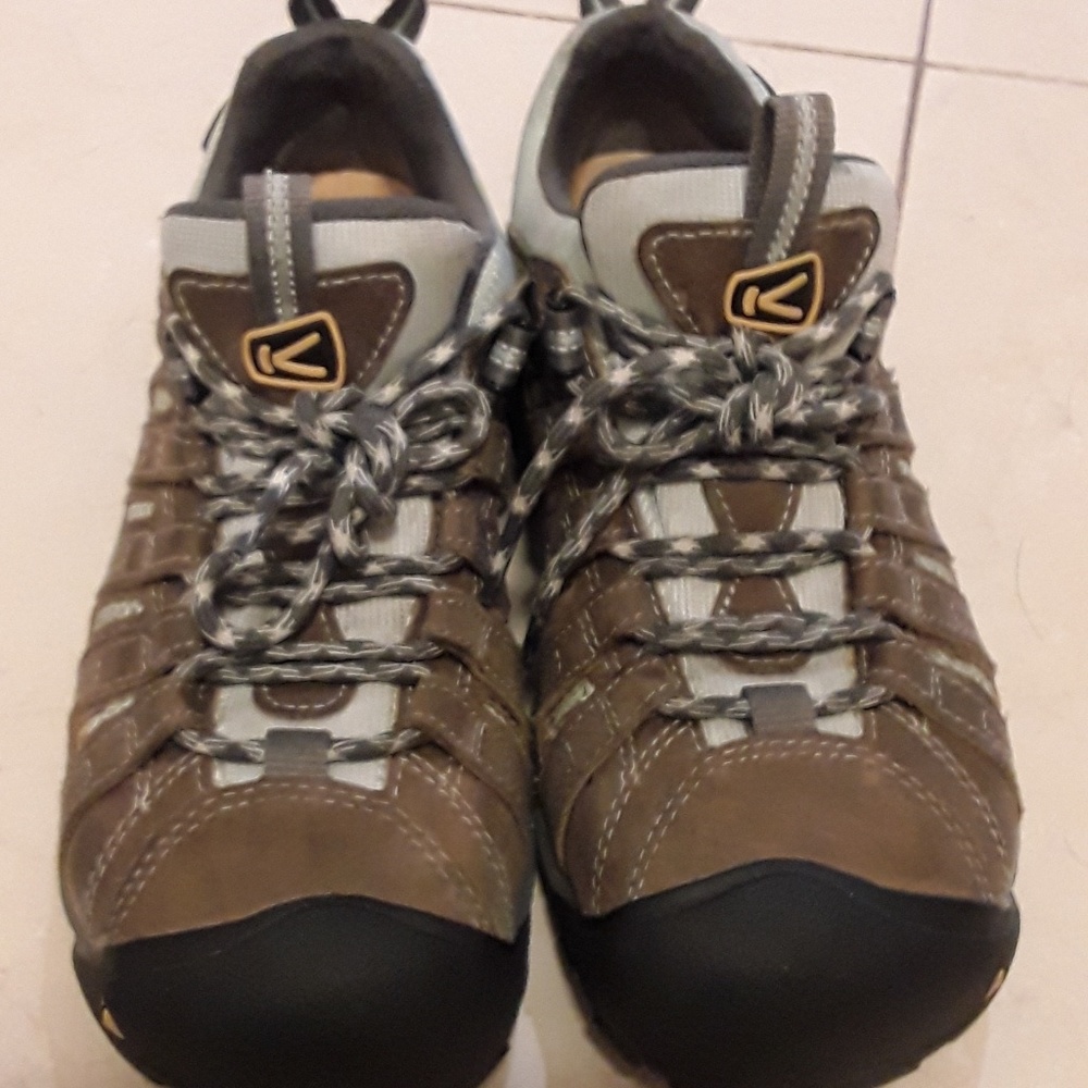 Keen Womens Steel Toe shoes size 6.5